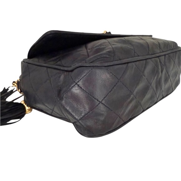 CHANEL Quilted Leather Turnlock Coco Mark Front Pocket Camera Shoulder Bag Black - Picture 6 of 14